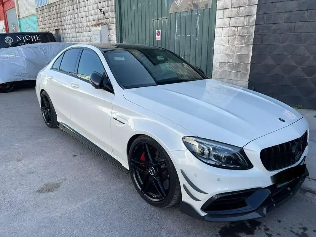 Usado Mercedes C63 AMG AMG 510 CV (375 kW) 2019 Blanco Berlina