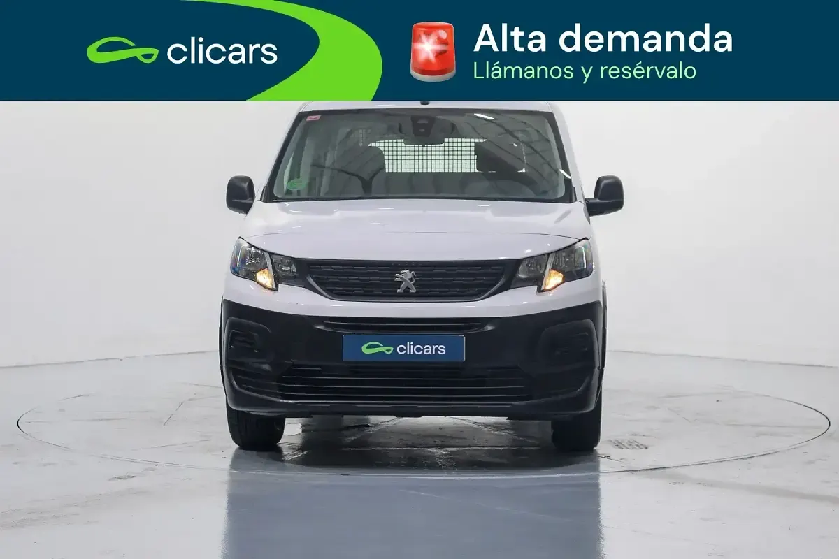 Usado Peugeot Rifter Business-Line 100 CV (73 kW) 2023 Blanco Monovolumen