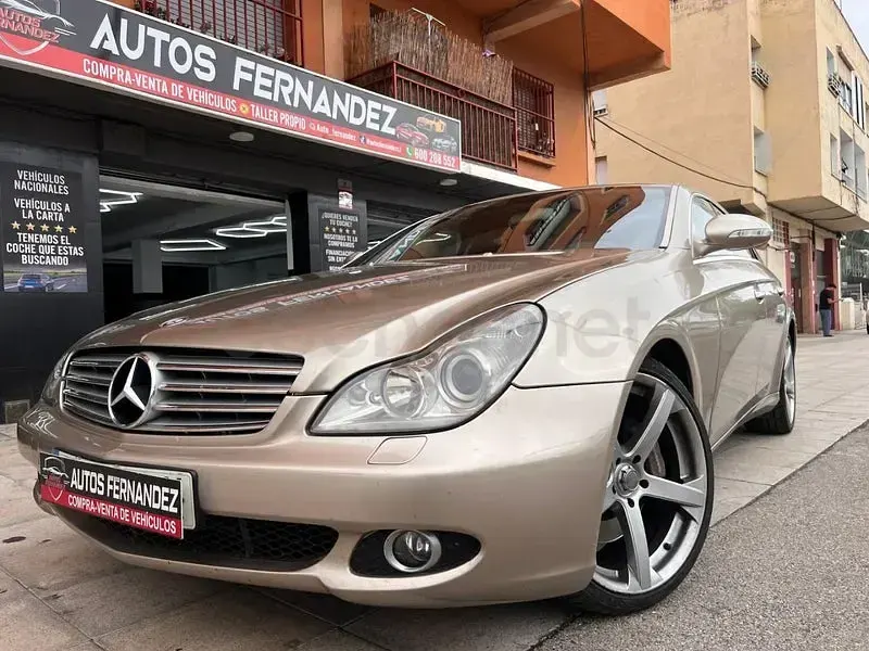 Usado Mercedes CLS350 272 CV (200 kW) 2005 Beige Berlina