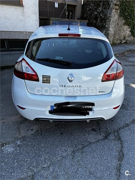 Usado Renault Mégane Dynamique 130 CV (95 kW) 2011 Blanco Berlina