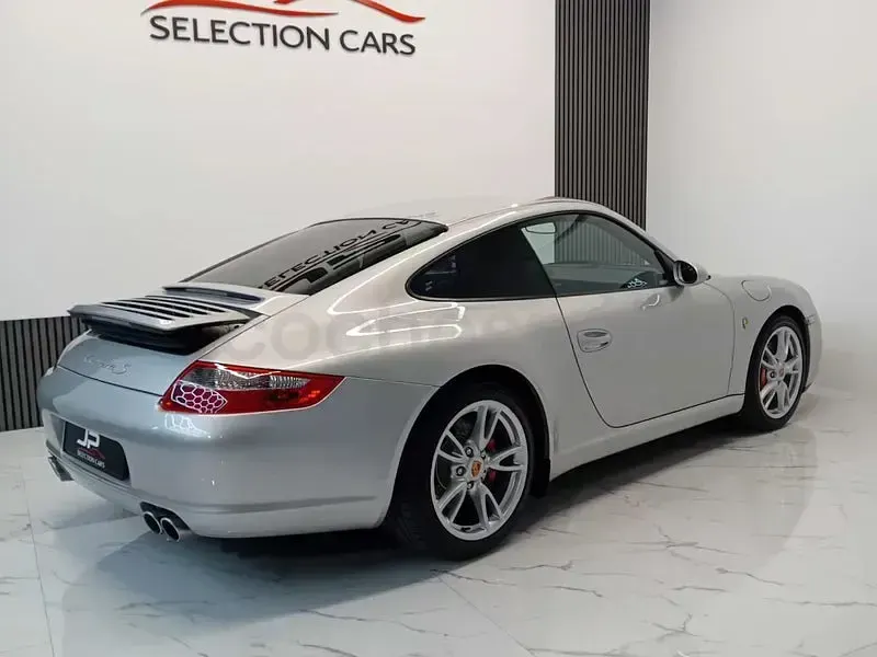 Usado Porsche 911 Carrera S 355 CV (261 kW) 2004 Gris / plata Coupe