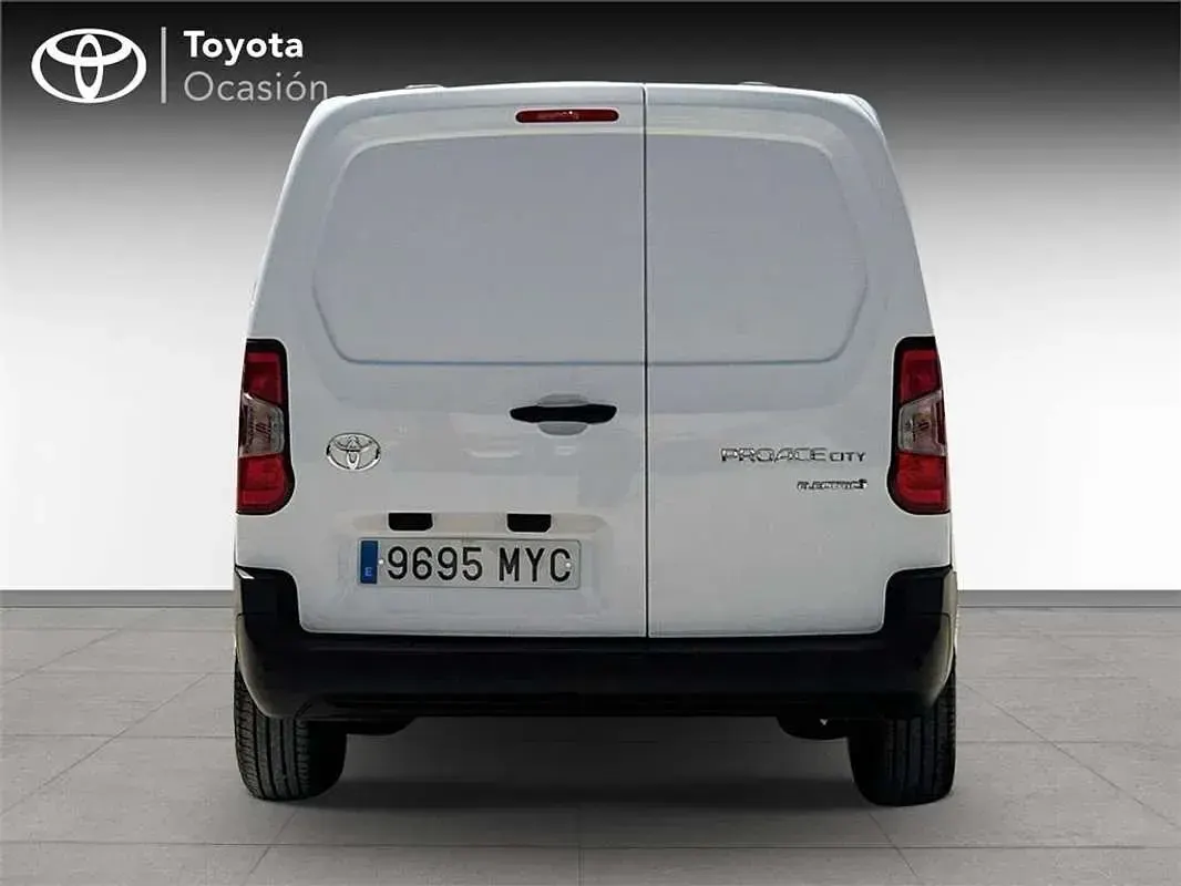 Usado Toyota Proace City City 50 kW (68 CV) 2025 Monovolumen