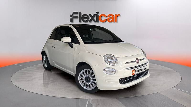 Begagnad Fiat 500 Lounge 71 HK (52 kW) 2020 Sedan