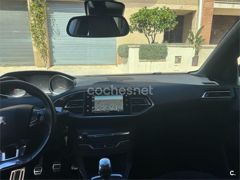 Usado Peugeot 308 GT-line 150 CV (110 kW) 2015 Negro Berlina