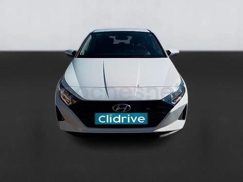 Usado Hyundai i20 100 CV (73 kW) 2021 Blanco Utilitario