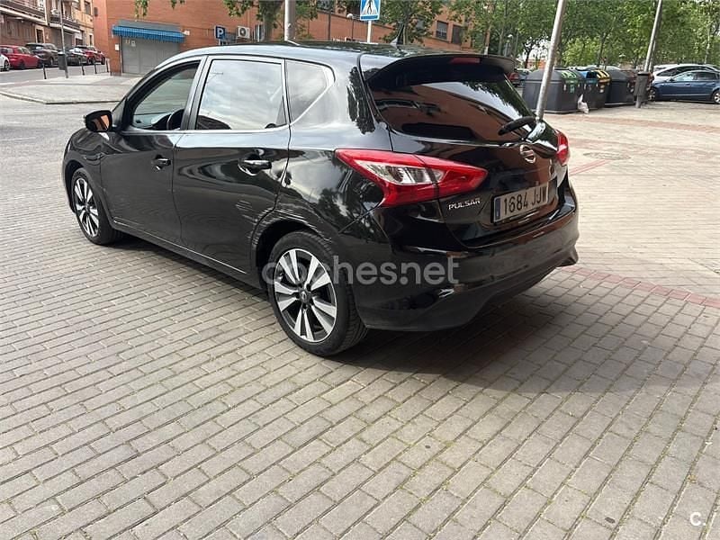Usado Nissan Pulsar Acenta 115 HP (84 kW) 2015 Preto Citadino