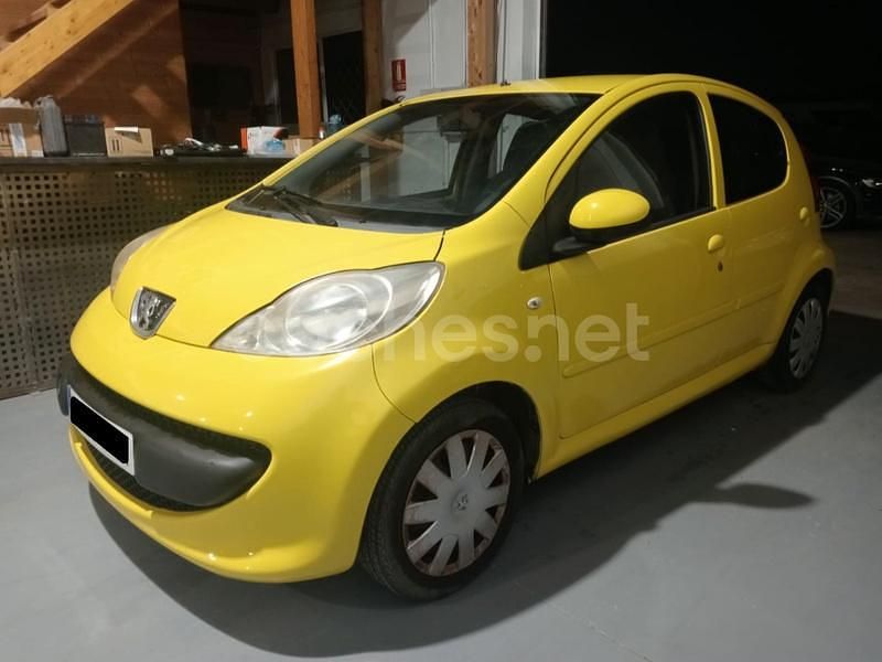 Amarillo Usado 2006 Peugeot 107 Utilitario | 2900 € (Precio justo) - Imagen 1/4