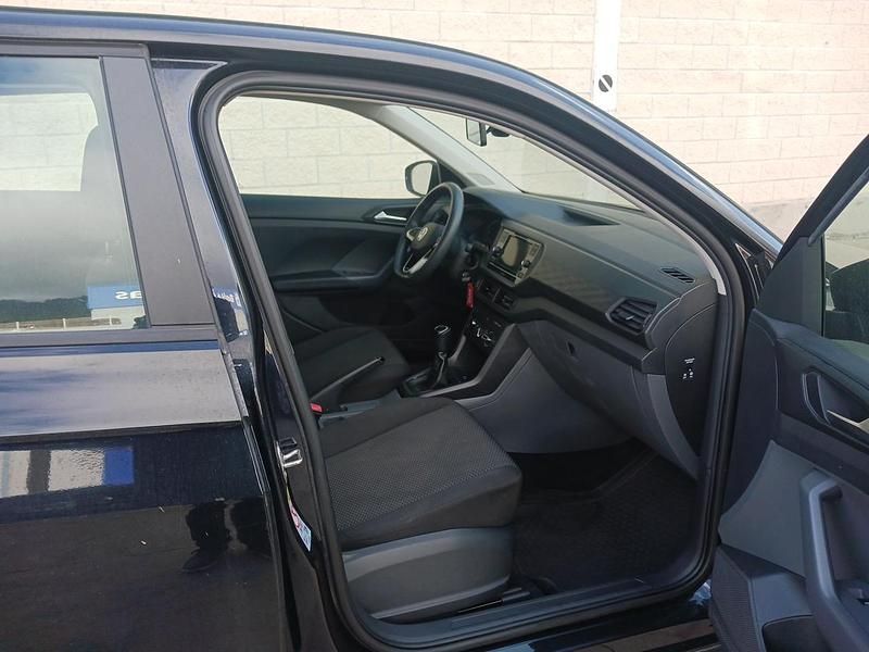 Usado VW T-Cross Edition 95 CV (69 kW) 2021 Negro profundo efecto perla SUV