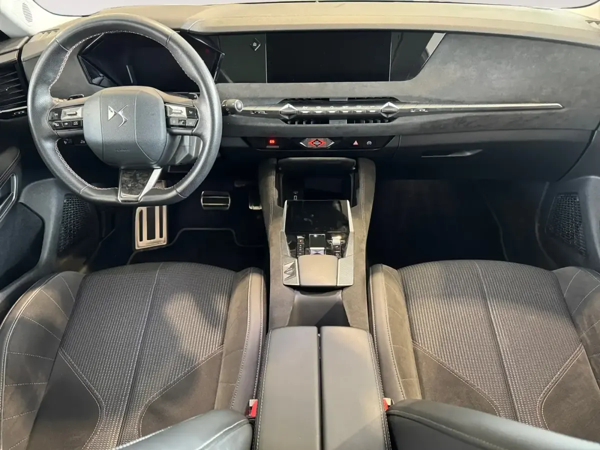 Usado DS Automobiles DS4 Trocadero 130 CV (95 kW) 2022 Blanco SUV