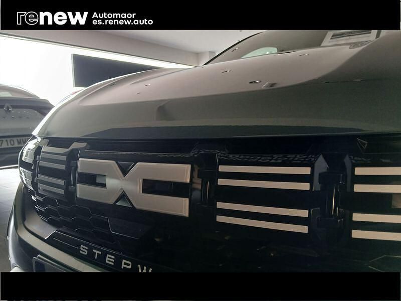 Usado Dacia Sandero Extreme 100 CV (73 kW) 2025 Verde Berlina