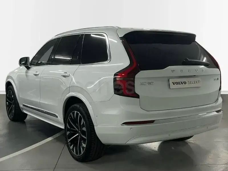 Usado Volvo XC90 Plus 250 CV (183 kW) 2025 Blanco SUV