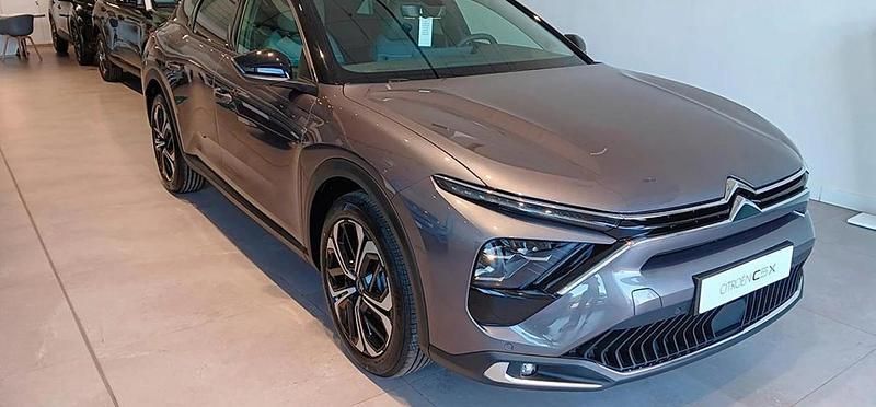 Evl gris platinium Nuevo 2025 Citroën C5 X Berlina | 26.420 € (Precio justo) - Imagen 1/4