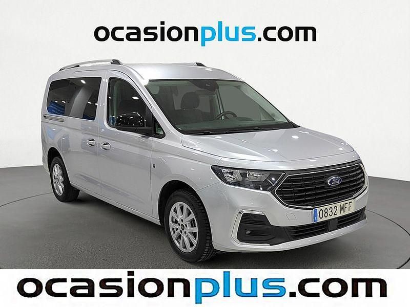 Usado Ford Grand Tourneo Connect Titanium 122 CV (89 kW) 2023 Gris plata Monovolumen