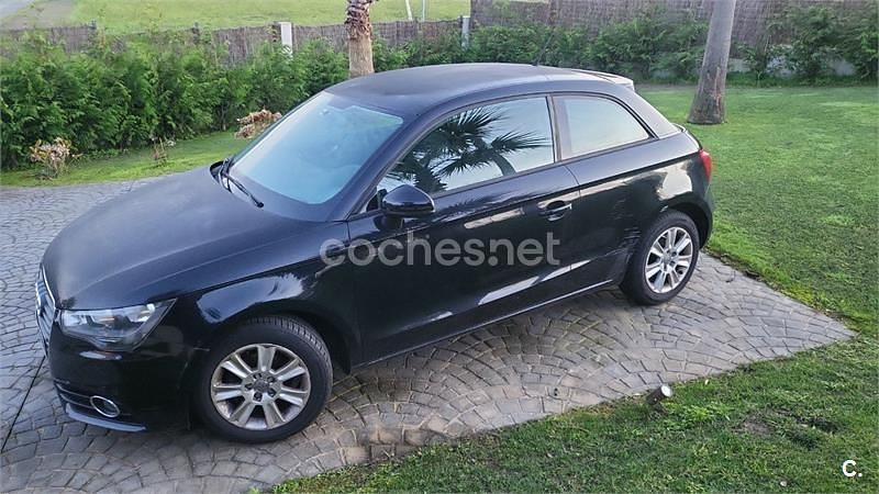 Usado Audi A1 Attraction 86 CV (63 kW) 2011 Negro Berlina