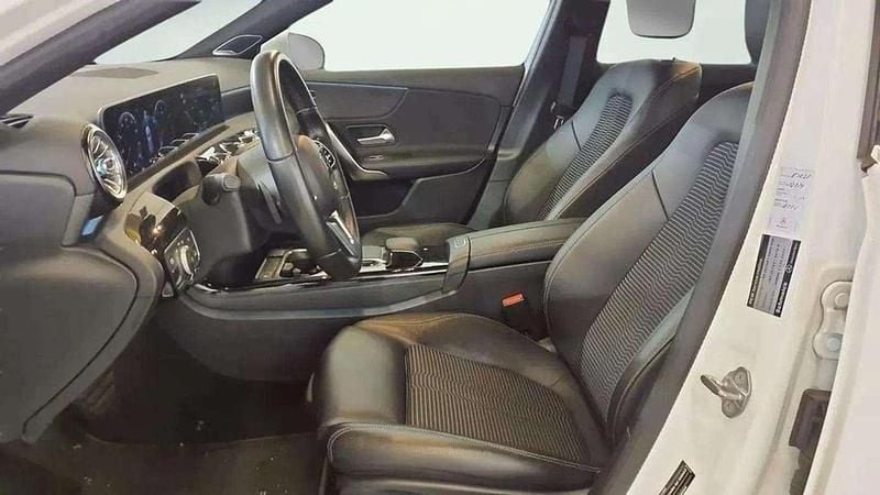 Usado Mercedes CLA250e 219 CV (161 kW) 2023 Blanco Berlina