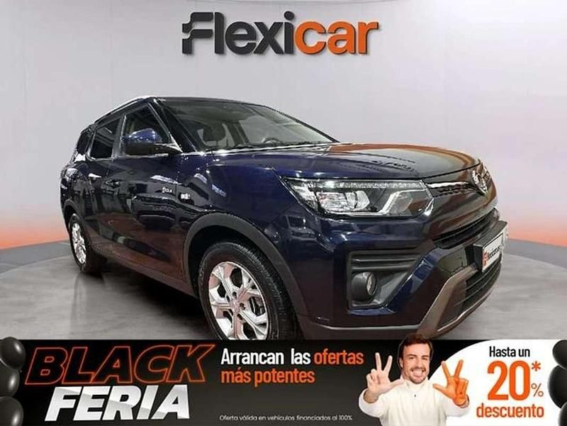 Azul Usado 2023 Ssangyong (KGM) Tivoli SUV | 16.990 € (Un poco caro) - Imagen 1/4
