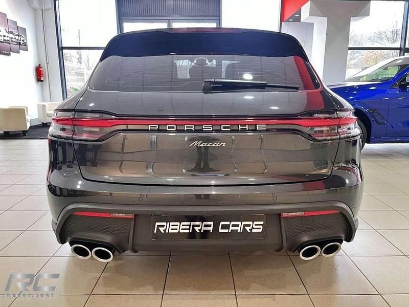 Usado Porsche Macan 265 CV (194 kW) 2022 Gris / plata SUV