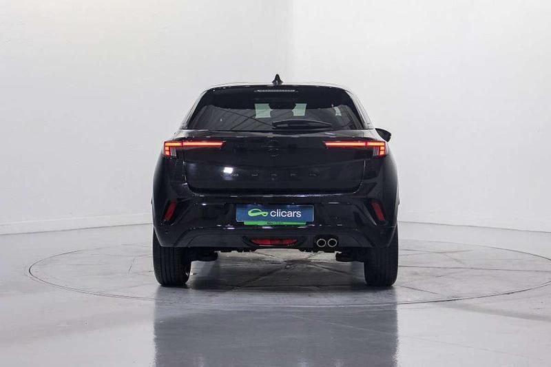 Usado Opel Mokka S 136 CV (100 kW) 2025 Negro SUV