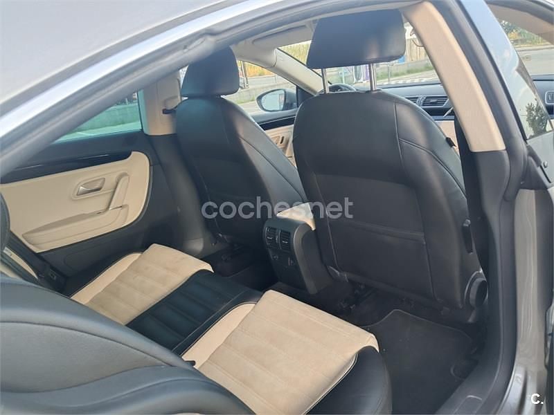 Gris / plata Usado 2011 VW CC R-line BlueMotion Berlina | 12.000 € (Buen precio) - Imagen 1/4