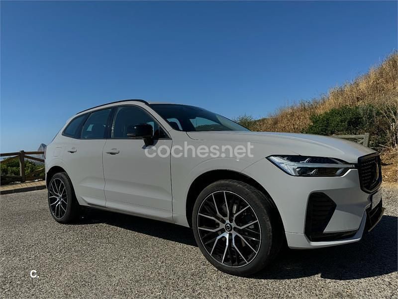 Gris / plata Usado 2018 Volvo XC60 Inscription SUV | 23.600 € (Buen precio) - Imagen 1/4