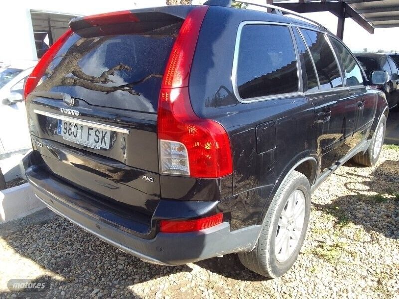 Usado Volvo XC90 Momentum 184 CV (135 kW) 2017 Negro SUV