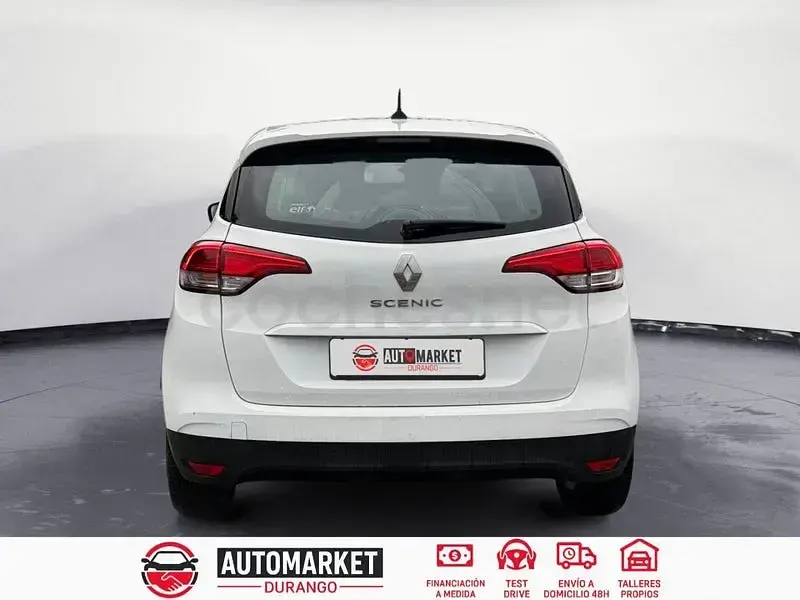 Usado Renault Scénic LIMITED 120 CV (88 kW) 2020 Blanco Monovolumen