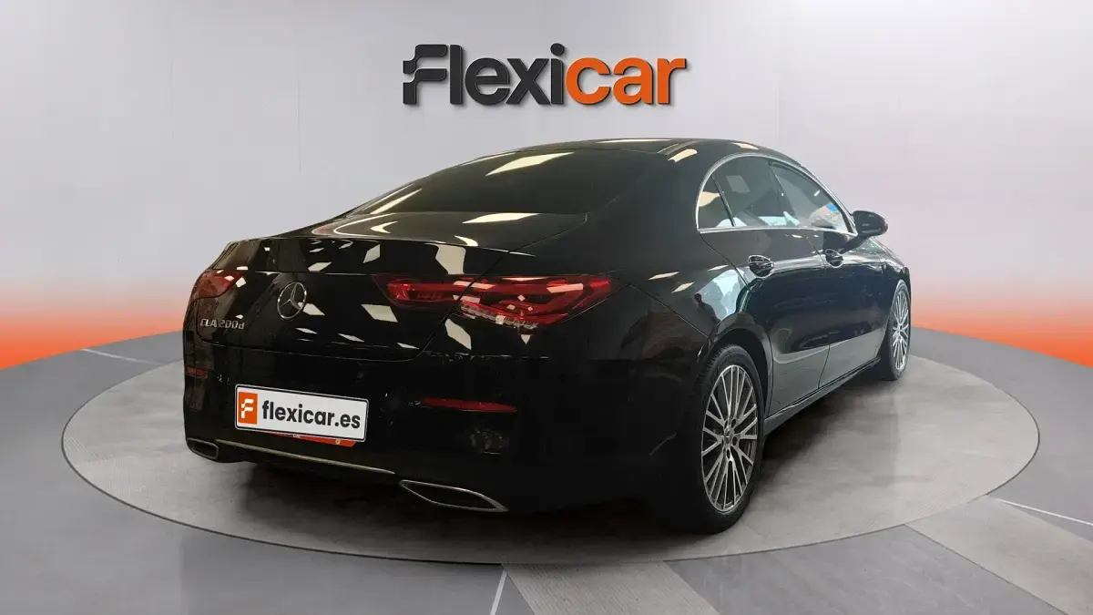 Usado Mercedes CLA200 150 CV (110 kW) 2020 Negro Coupe