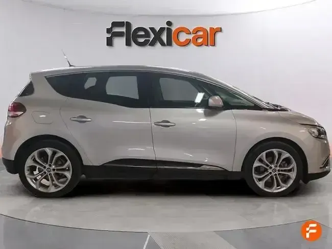 Usado Renault Scénic Intens 110 CV (80 kW) 2017 Gris