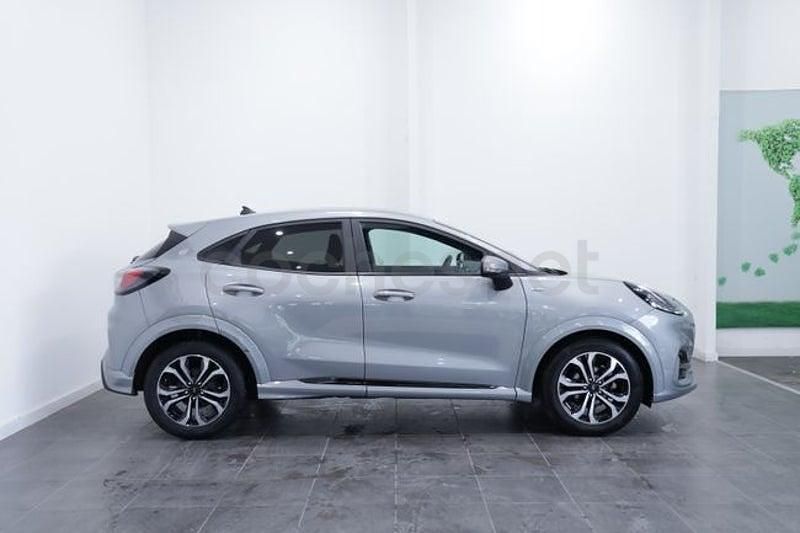 Usado Ford Puma ST-Line 125 CV (91 kW) 2023 Gris / plata SUV