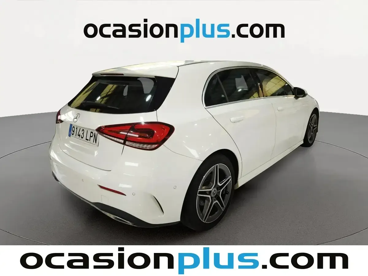 Usado Mercedes A180 116 CV (85 kW) 2021 Blanco Berlina