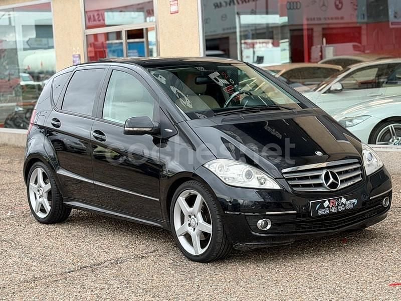 Usado Mercedes A200 Elegance 140 CV (102 kW) 2010 Negro Monovolumen