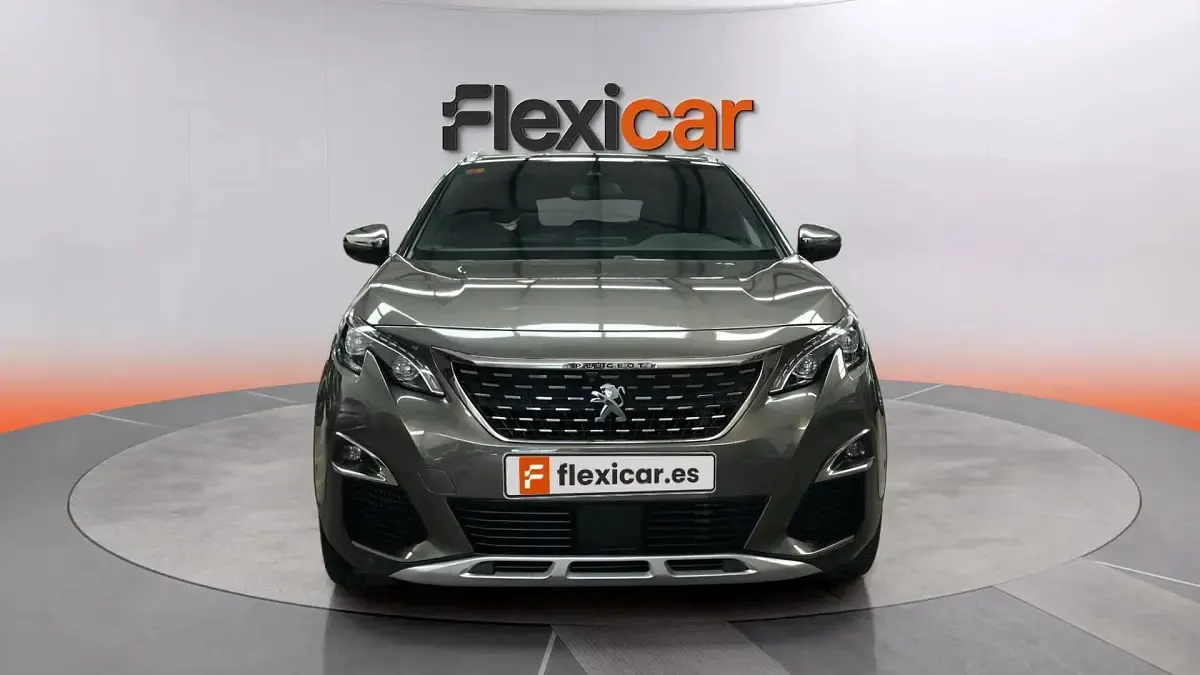 Usado Peugeot 3008 GT 180 CV (132 kW) 2019 Gris SUV
