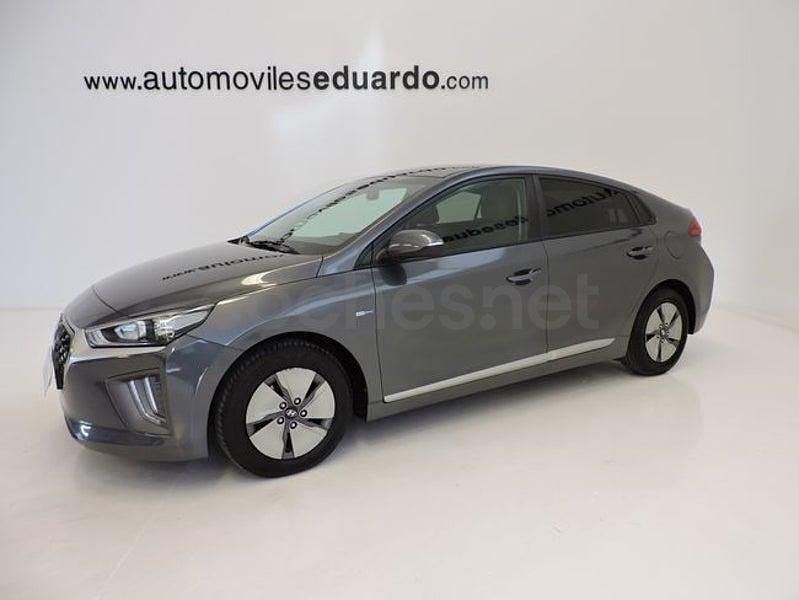 Usado Hyundai Ioniq 141 CV (103 kW) 2020 Gris / plata Utilitario
