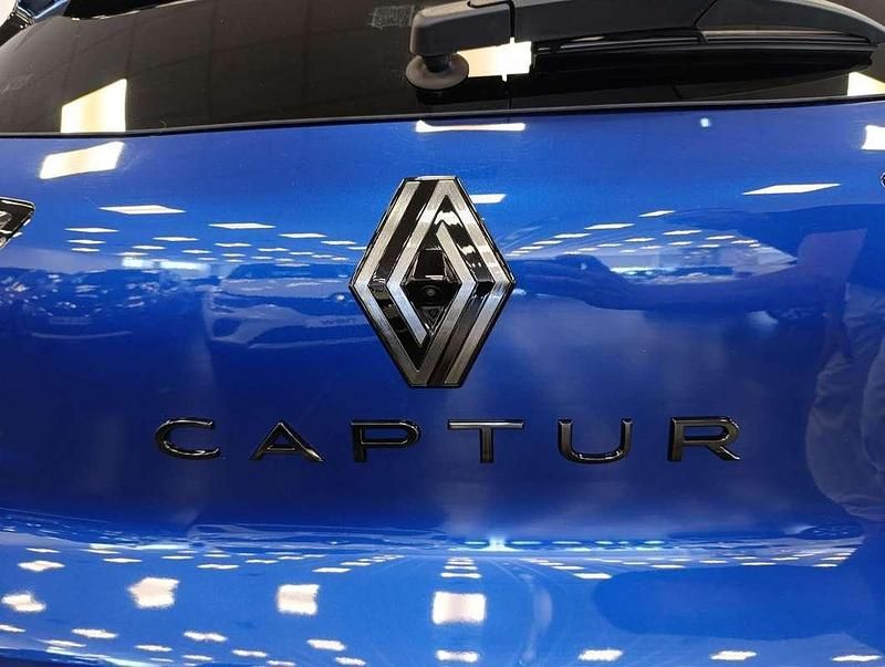 Usado Renault Captur Esprit Alpine 143 CV (105 kW) 2024 SUV