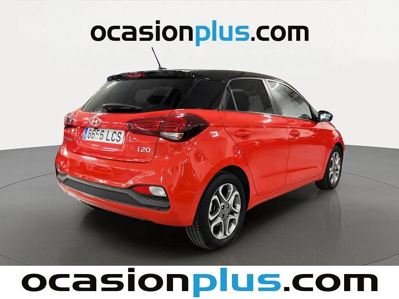 Usado Hyundai i20 100 CV (73 kW) 2019 Rojo Utilitario