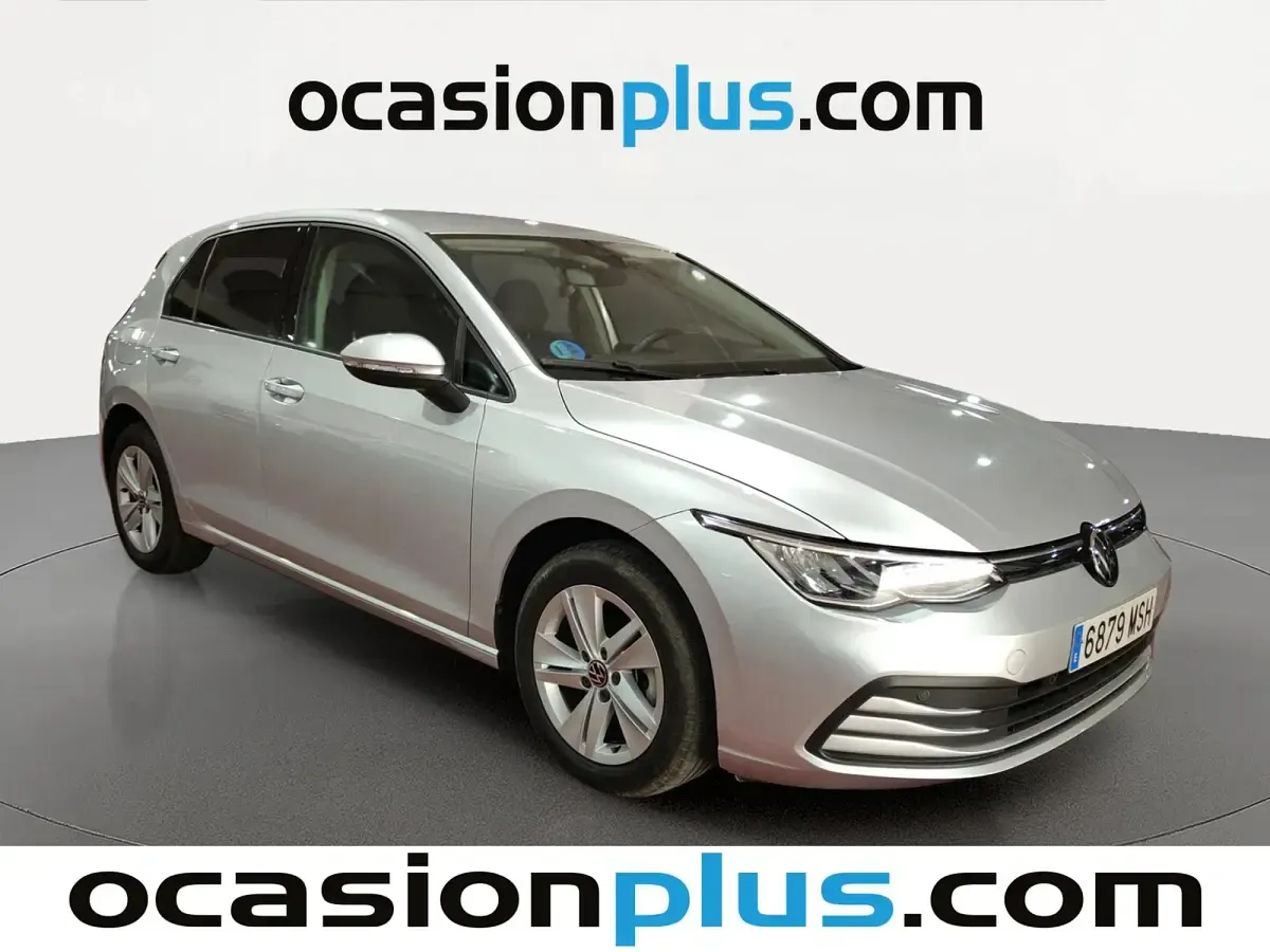 Usado VW Golf VIII Life 110 CV (80 kW) 2024 Gris plata Utilitario