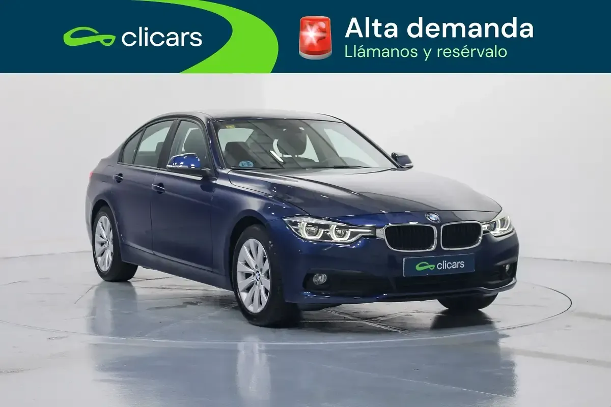 Usado BMW 318 150 CV (110 kW) 2015 Azul Berlina
