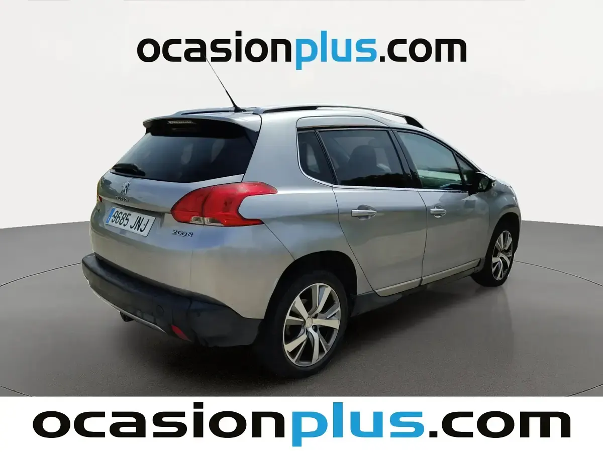 Usado Peugeot 2008 Allure 110 CV (80 kW) 2016 Gris SUV