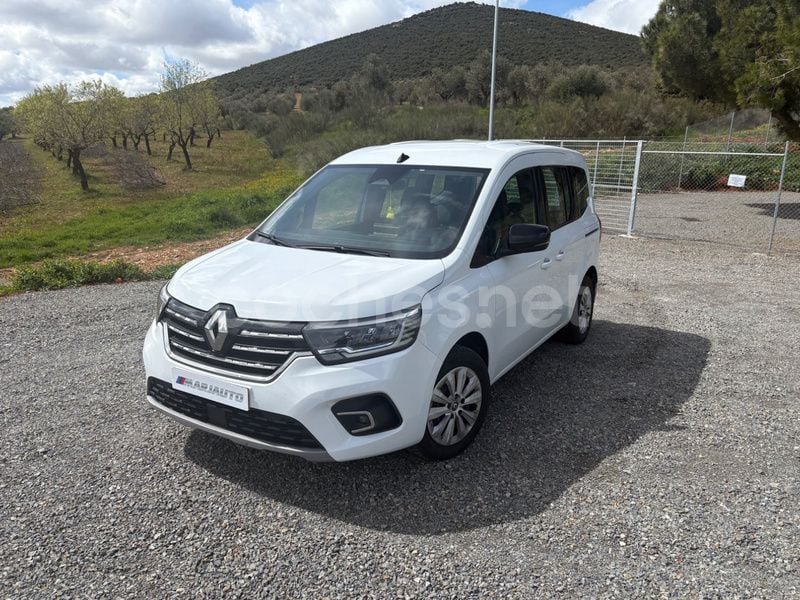 Usado Renault Kangoo Techno 95 CV (69 kW) 2022 Blanco Monovolumen