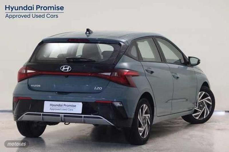 Usado Hyundai i20 99 CV (72 kW) 2024 Angrove green Utilitario