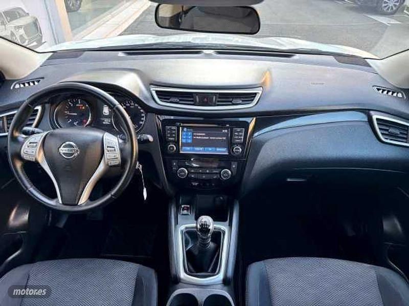 Usado Nissan Qashqai Acenta 110 CV (80 kW) 2017 Blanco SUV