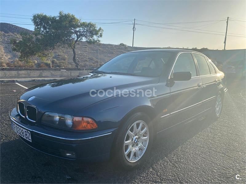 Azul Usado 2000 BMW 523 Berlina | 2700 € - Imagen 1/4