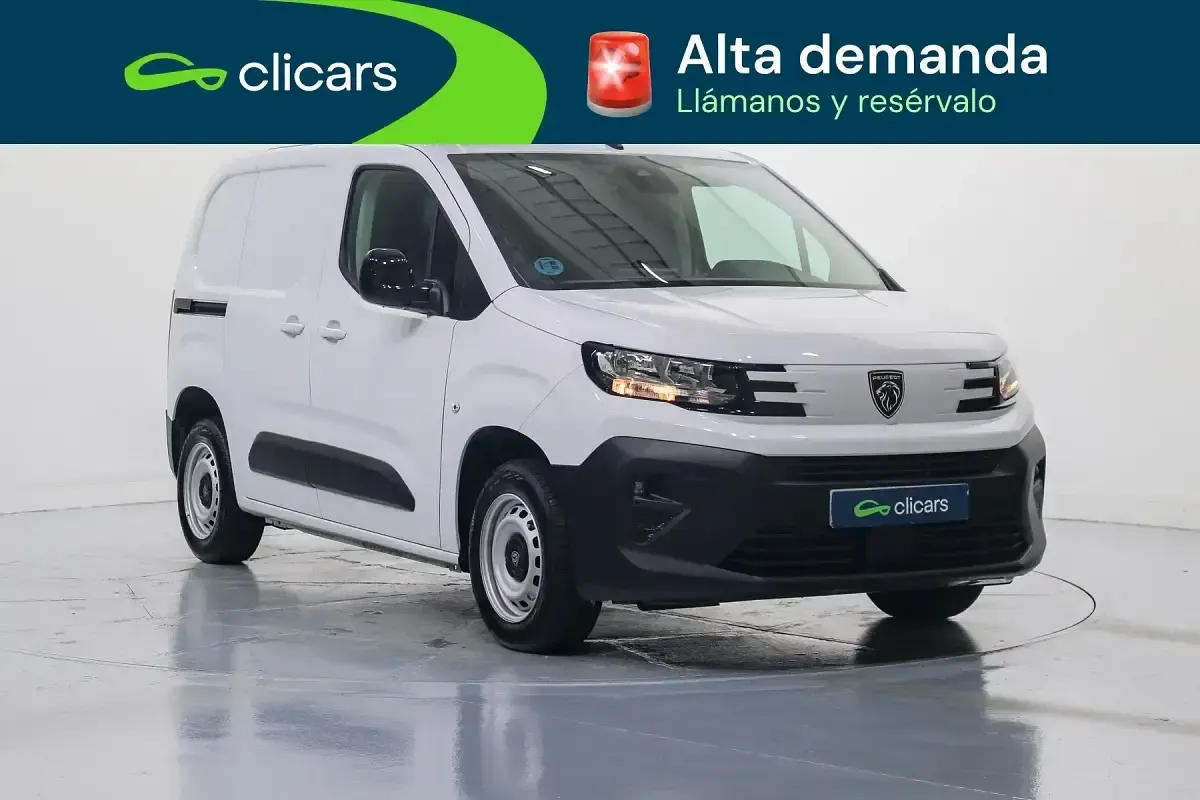 Usado Peugeot Partner S 100 CV (73 kW) 2024 Blanco Monovolumen