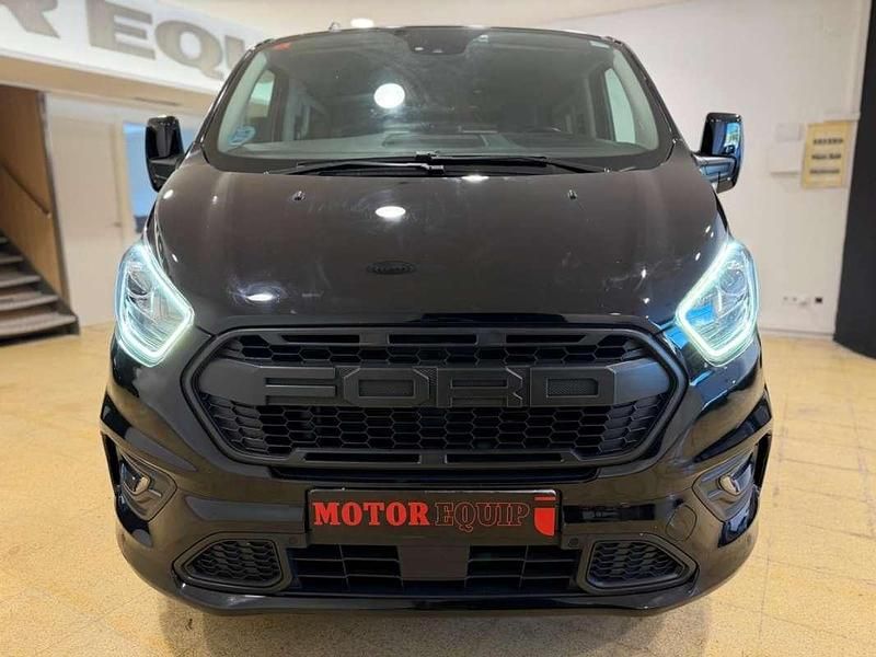 Usado Ford Tourneo Custom Sport 185 CV (136 kW) 2019 Negro Van