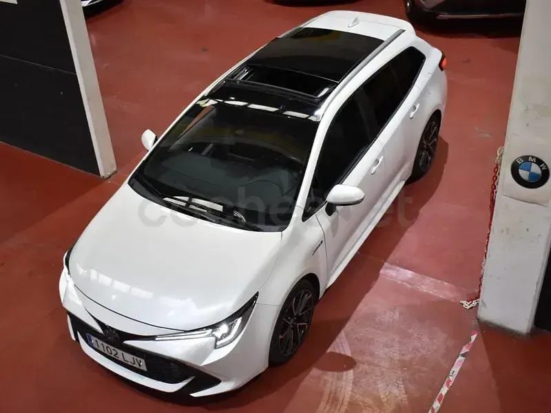 Usado Toyota Corolla Sport 180 CV (132 kW) 2020 Blanco Familiar