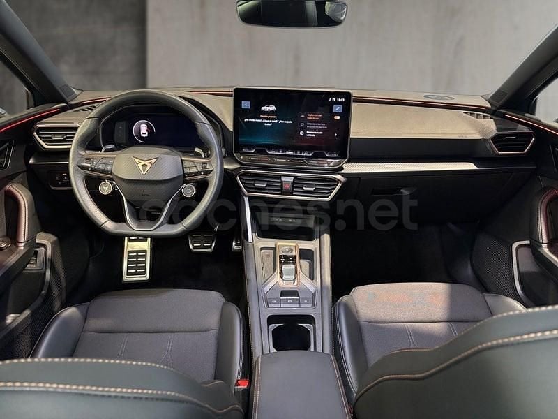 Usado Cupra Leon 150 CV (110 kW) 2025 Azul Familiar