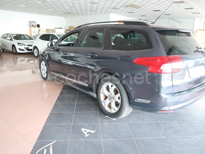 Usado Citroën C5 Seduction 140 CV (102 kW) 2011 Negro Familiar