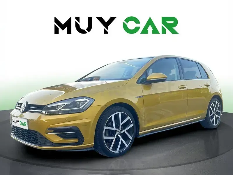 Usado VW Golf VII Sportline 115 CV (84 kW) 2017 Amarillo Berlina