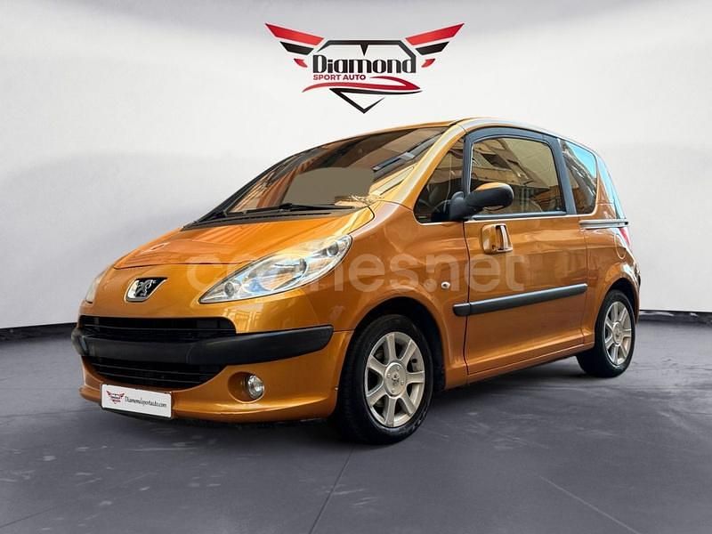 Naranja Usado 2006 Peugeot 1007 Utilitario | 4990 € (Caro) - Imagen 1/4