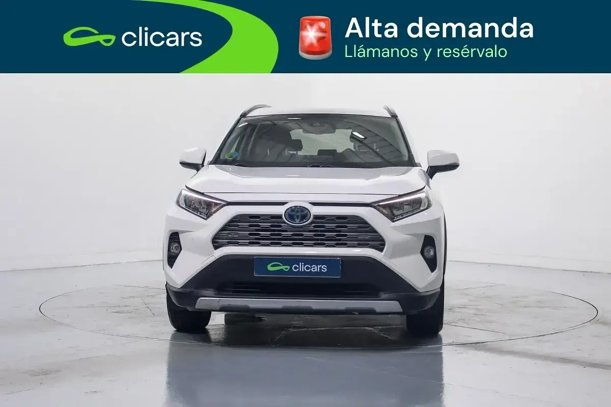 Usado Toyota RAV4 Hybrid Advance 222 CV (163 kW) 2021 Blanco SUV